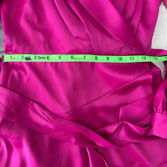 Shawl Collar Long Sleeve Satin Dress Vince Camuto - Picture 10 of 16